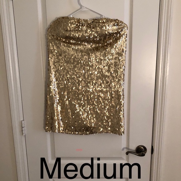 Sequin Cocktail Dresses - Picture 2 of 4